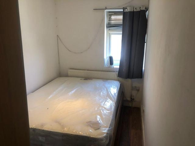 Studio for rent in London Borough of Hounslow, Heston