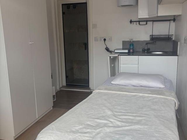 Apartment for rent in Westminster, Victoria