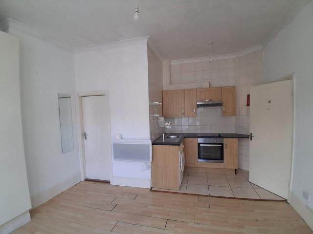 Apartment for rent in Streatham Hill, Greater London