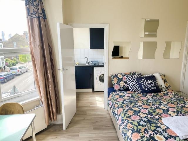 Studio for rent in Harringay, Greater London