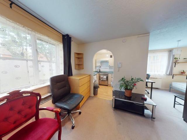 Studio for rent in Greater London