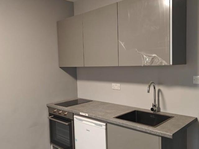 Apartment for rent in Brent Cross, Cat Hill