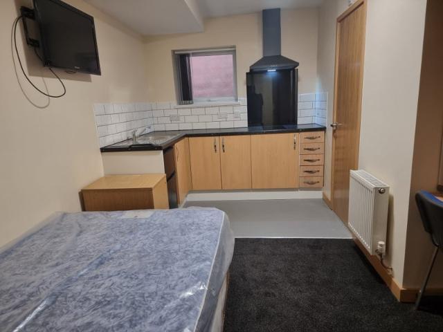 Studio for rent in Highfields, Old Wharf