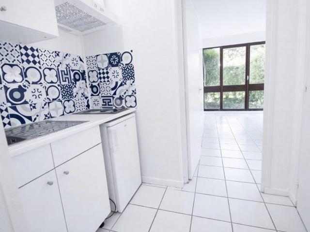 Studio location à Versailles, Montigny-le-bretonneux