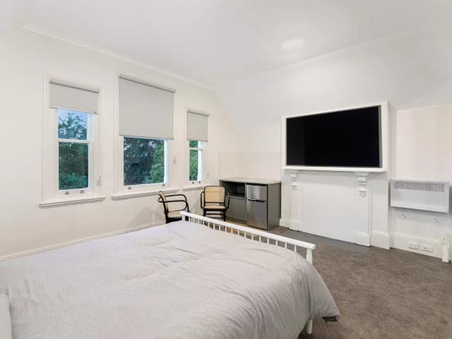 Granny Flat for rent in Sydney, New South Wales
