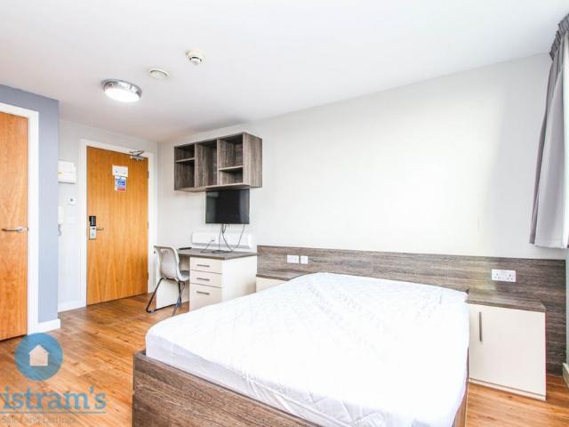 Room for rent in The Meadows, Haddon