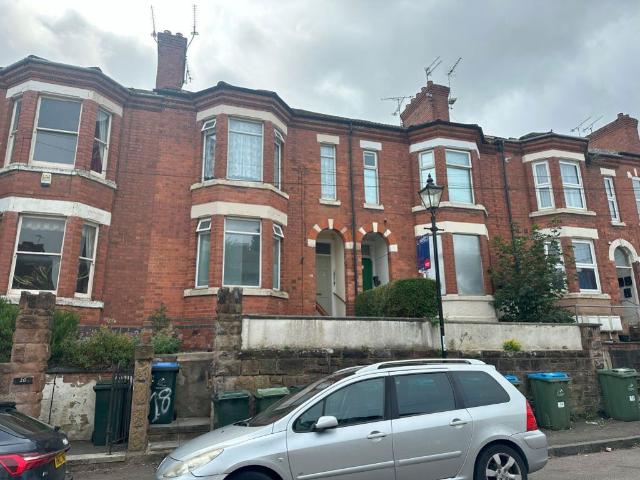 Studio for rent in Coundon, West Midlands