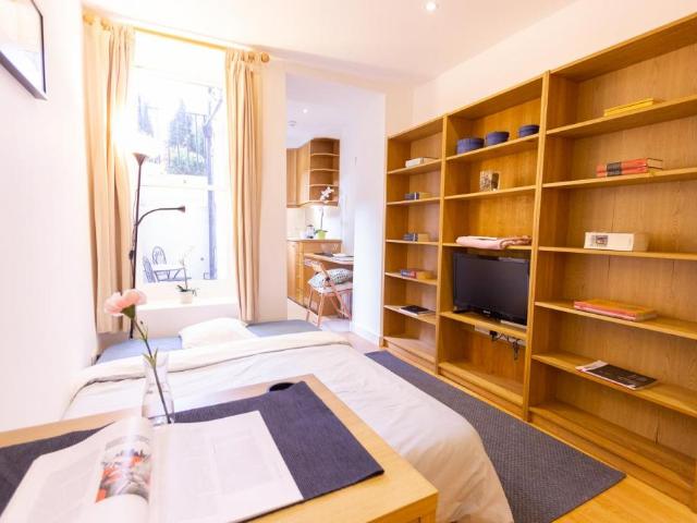 Apartment for rent in Earl's Court, Greater London