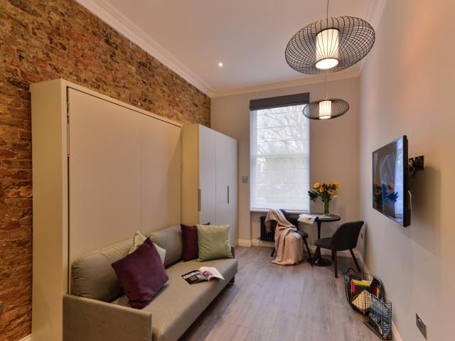 Studio for rent in Notting Hill, Isle Of Man