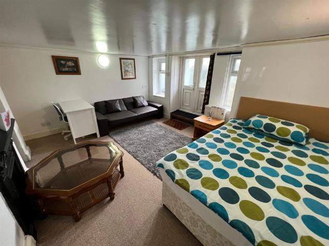 Studio for rent in Old Portsmouth, City Of Portsmouth
