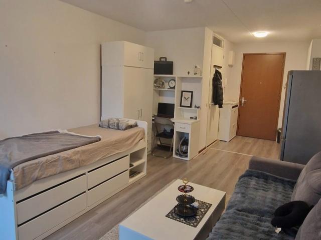 Studio te huur in Stationsbuurt, Den Haag