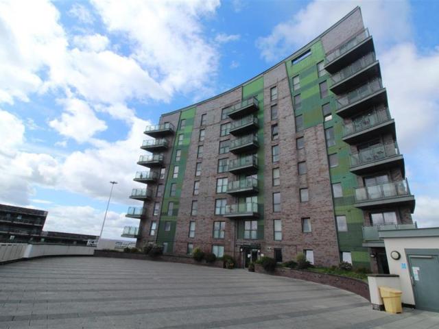 Studio for rent in Richmond Hill, West Yorkshire