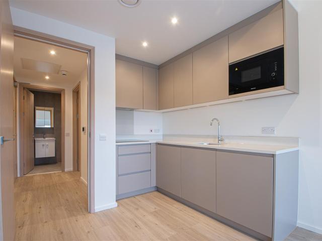 Studio for rent in Milton Keynes
