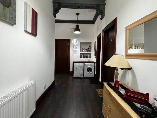 Studio for rent in Ibroxholm, Bellahouston
