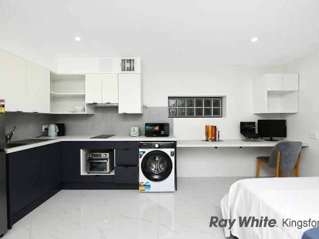Granny Flat for rent in Sydney, New South Wales