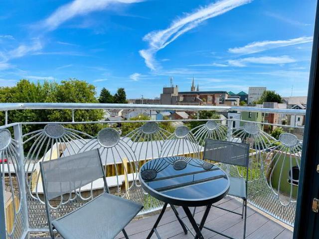 Studio for rent in Northern Ireland