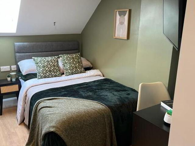 Studio for rent in Carrickfergus, County Antrim