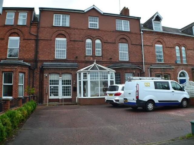 Studio for rent in Willowfield, Northern Ireland