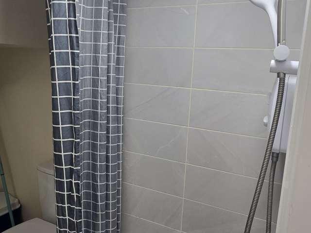 Studio to rent in Bluebell, North Tipperary