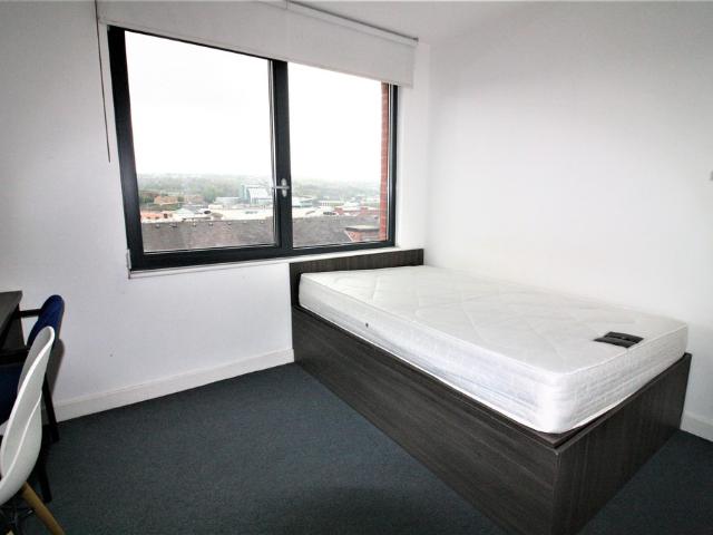 Studio for rent in City Centre, South Yorkshire