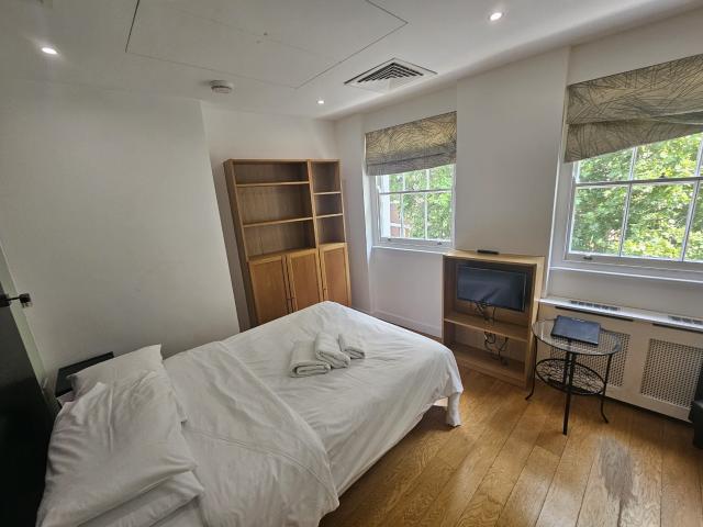 Studio for rent in Somers Town, Greater London