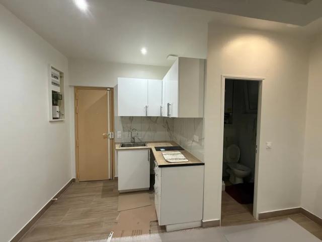 Studio location à Cité Paul Éluard, Bobigny