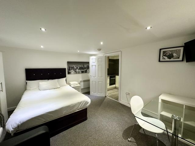 Studio for rent in Harehills, West Yorkshire