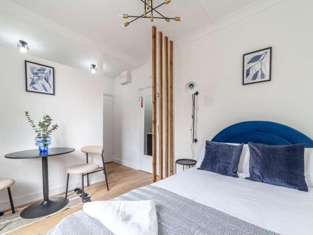 Studio for rent in Brownswood Park, Stoke Newington