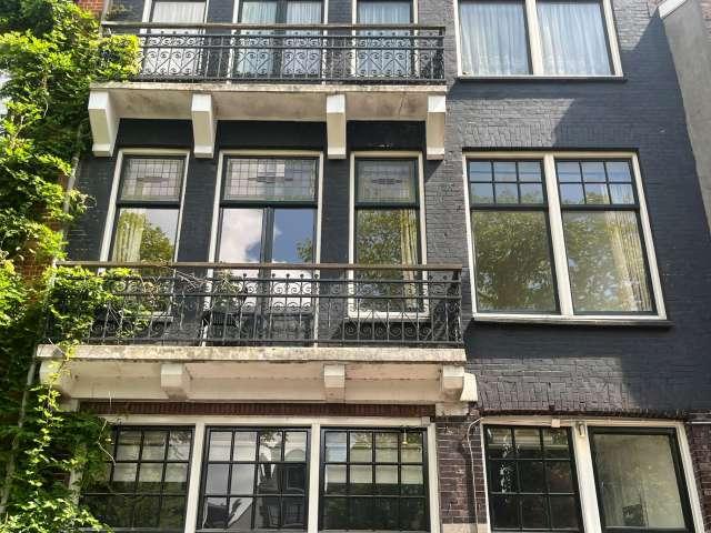 Studio te huur in Centrum, Amsterdam