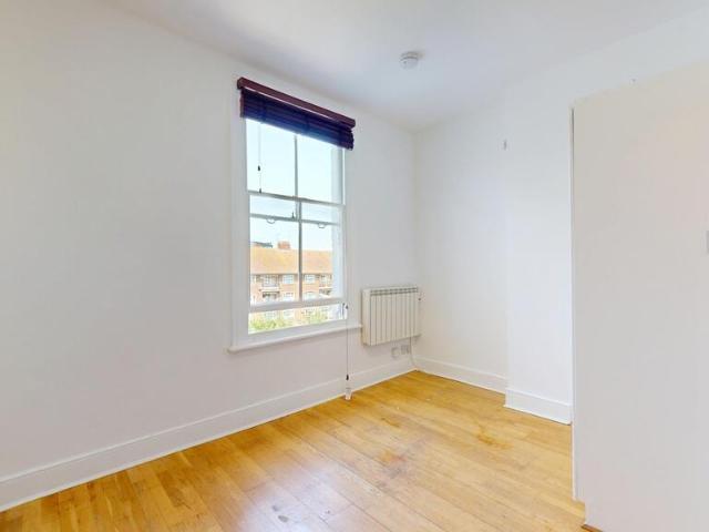 Studio for rent in South Hampstead, Greater London