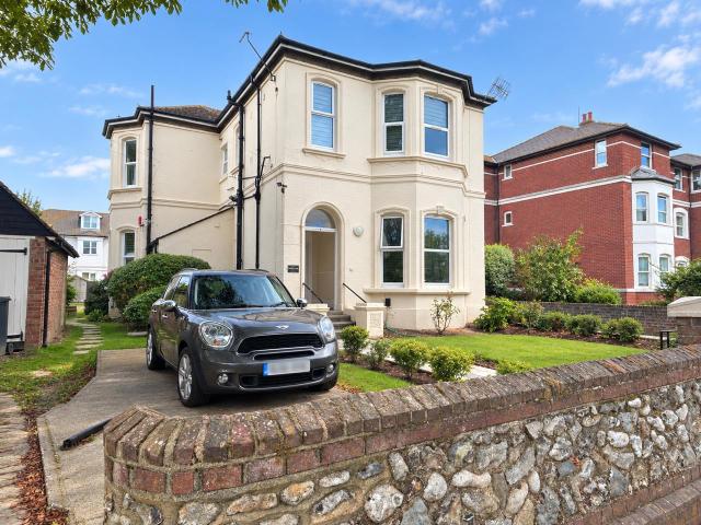 Studio for rent in West Worthing, Worthing