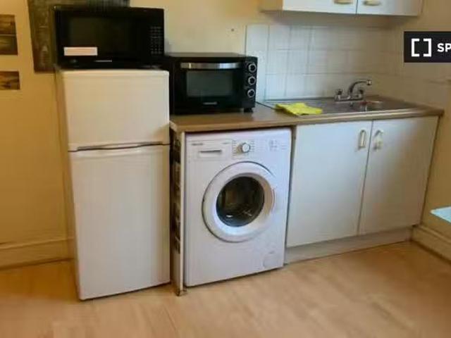 Apartment for rent in Golders Green, Greater London