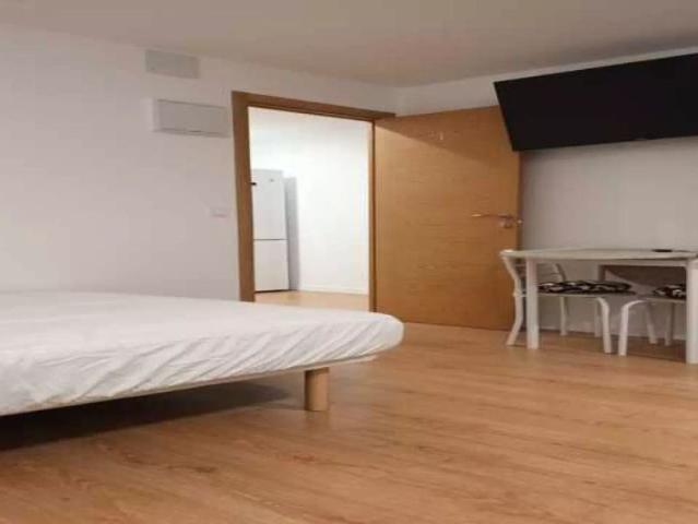 Estudio en alquiler en Ciutat Vella, Comarca de València