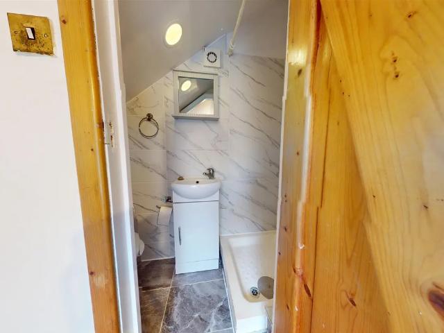 Studio for rent in Brondesbury, Greater London