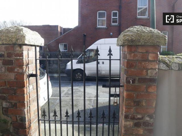 Studio to rent in Dublin 4, Bluebell