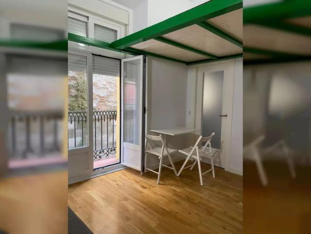 Estudio en alquiler en Salamanca, Madrid