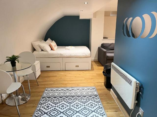 Studio for rent in City Centre, Feckenham