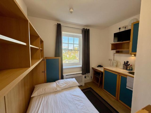 Apartment for rent in London Borough of Hammersmith and Fulham, Greater London