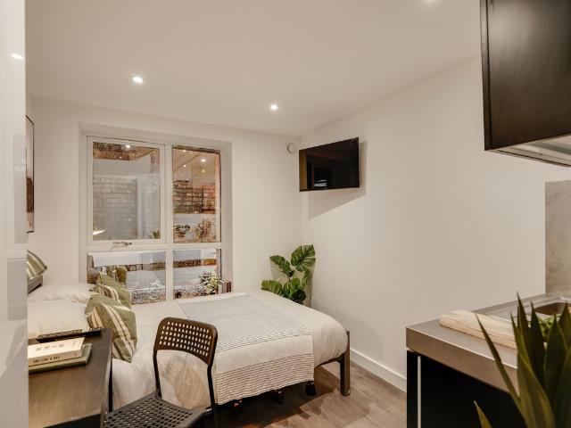 Studio for rent in Filton, South Gloucestershire