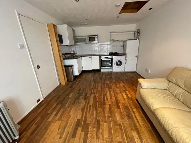 Studio for rent in Waltham Abbey, Epping Forest