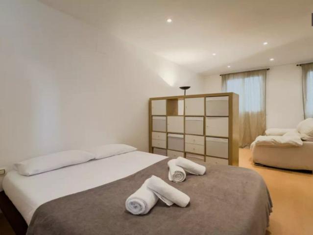 Estudio en alquiler en Eixample, Barcelonès