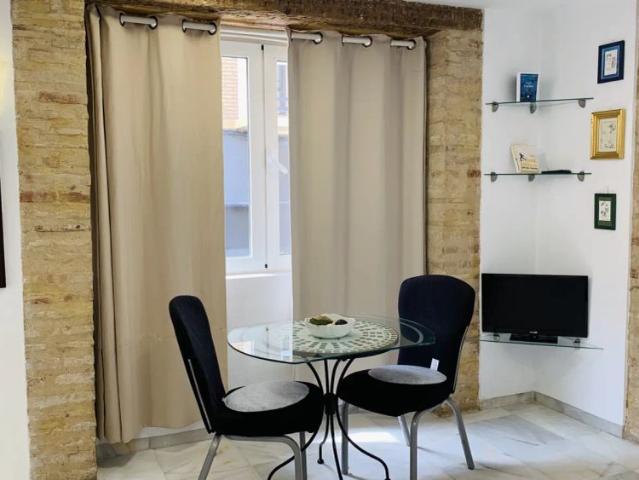 Estudio en alquiler en Ciutat Vella, Comarca de València