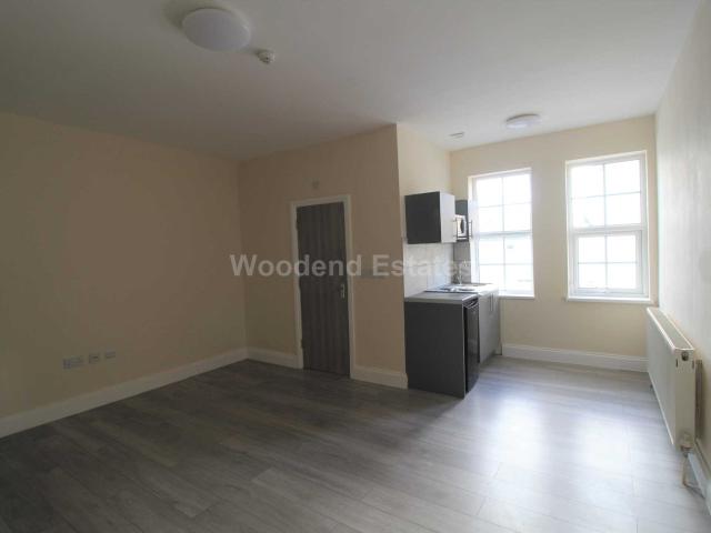 Studio for rent in London Borough of Ealing, Greenford