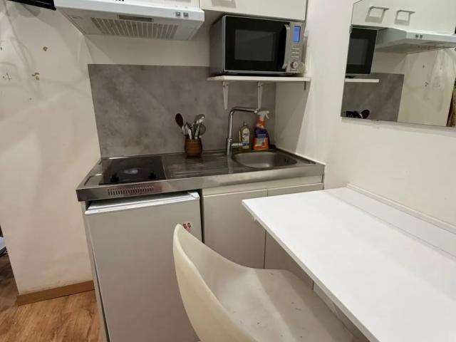 Studio location à Nanterre, Levallois-perret
