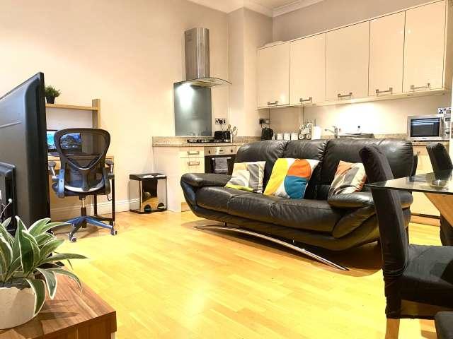 Studio for rent in Seven Dials, Bloomsbury