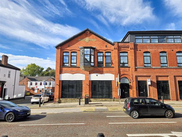 Studio for rent in Salford, Greater Manchester