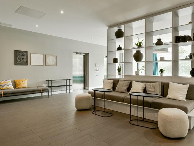 Apartment for rent in London Borough of Hounslow, Strand