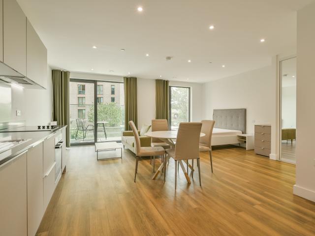 Apartment for rent in London Borough of Hounslow, Strand