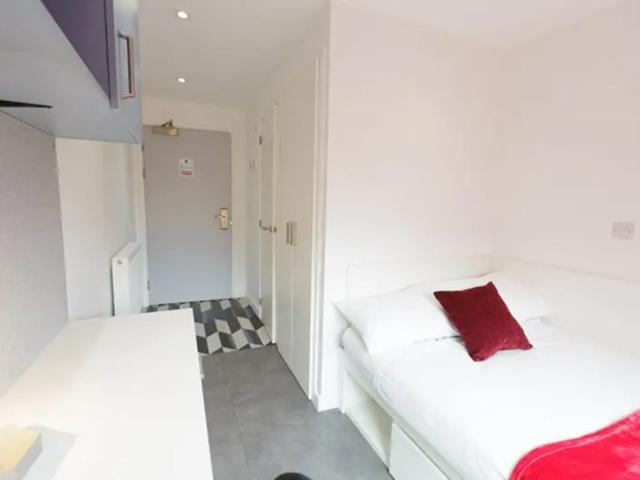 Studio for rent in London Borough of Lewisham, Greater London