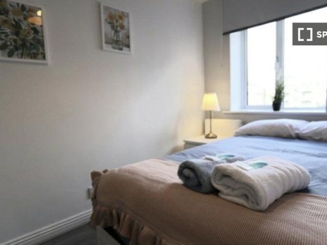Studio to rent in Bluebell, North Tipperary